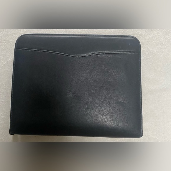 Day-Timer Black 7 Rings Faux Leather Planner Binder Wallet 11.5 x 9 inches - Picture 1 of 8